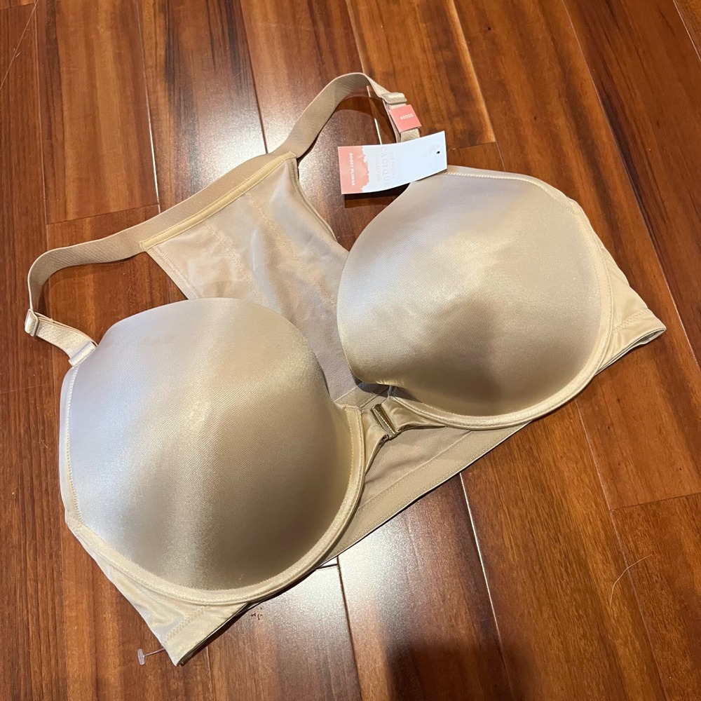 Cacique Boost Plunge Bra 40DDD 40F Beige Nude Racerback Lace Intimates Plus New